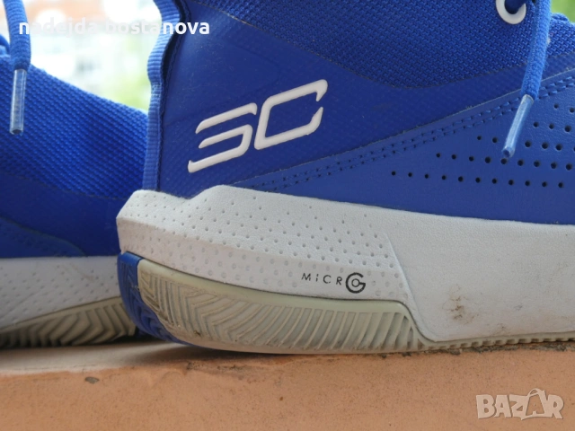продавам баскетболни маратонки under armour curry 3,номер 36,5 сини., снимка 4 - Маратонки - 54537919