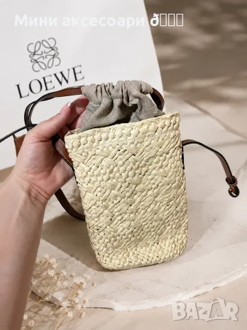 LOEWE дамска чанта през рамо, снимка 4 - Чанти - 55607298
