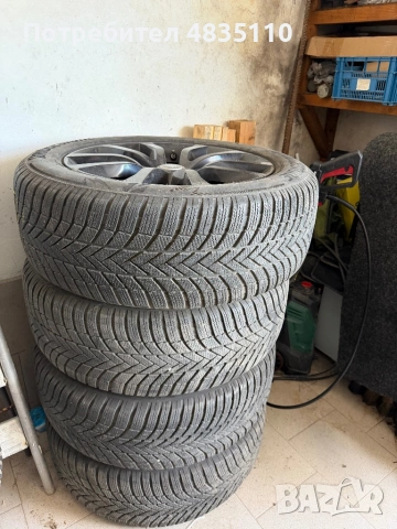 Зимни гуми BRIDGESTONE 255/55/20 с оригинални джанти за Range Rover , снимка 2 - Гуми и джанти - 54639996
