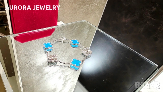 Van Cleef & Arpels VCA 5 Motifs Silver Blue Agate Clear Vintage Alhambra Дамска Гривна, снимка 2 - Гривни - 54736911
