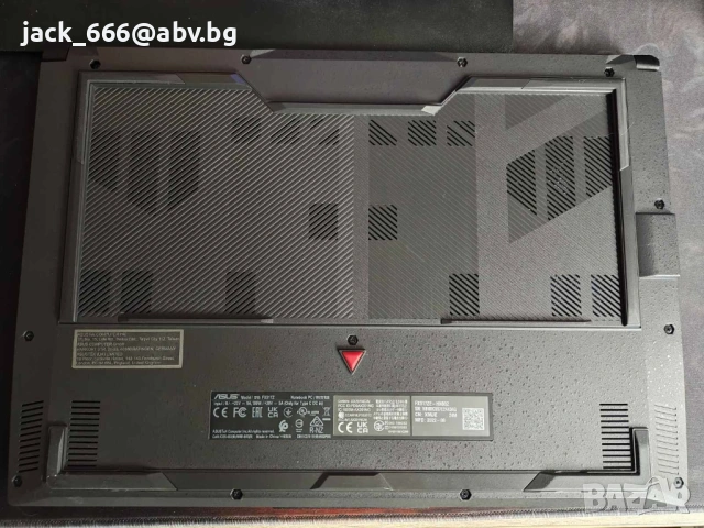 лаптоп ASUS TUF FX517ZE 3050TI intel 12th Gen, снимка 3 - Лаптопи за дома - 54206196