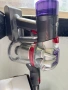 Вертикална Безжична Прахосмукачка Dyson V8 Advanced – 425W Мощност и до 40 мин. Работа!, снимка 3
