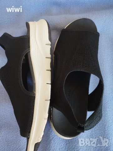 Сандали Skechers номер 40-41., снимка 3 - Сандали - 51074357