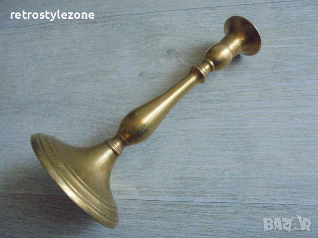 № 8585 Стар месингов свещник – ретро стил, снимка 2 - Други ценни предмети - 54358454