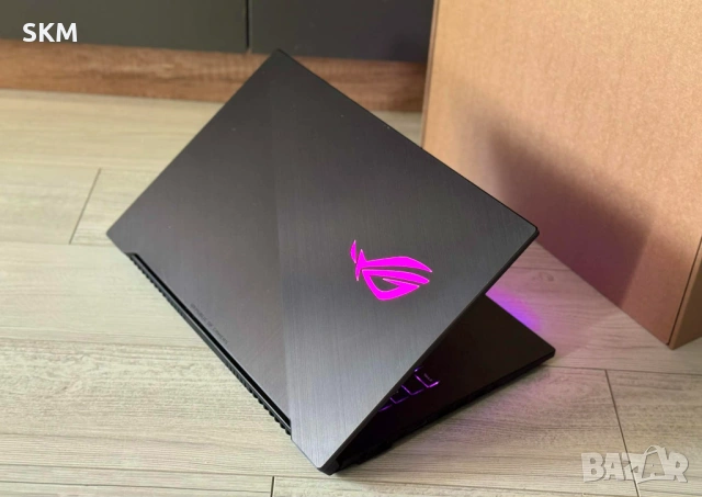 i7|GTX-1070|IPS 144Hz|8RAM Strix Scar II лаптоп laptop gaming гейминг asus , снимка 2 - Лаптопи за игри - 54024414