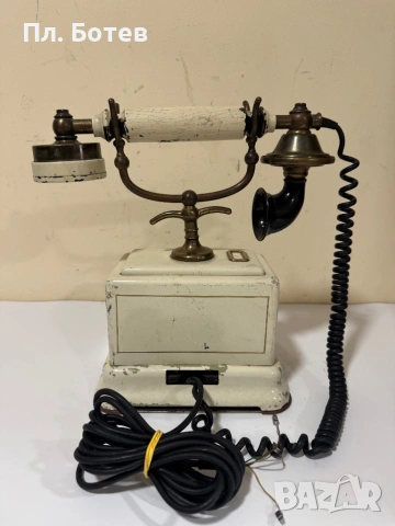 Стар метален телефон, снимка 5 - Антикварни и старинни предмети - 54143910