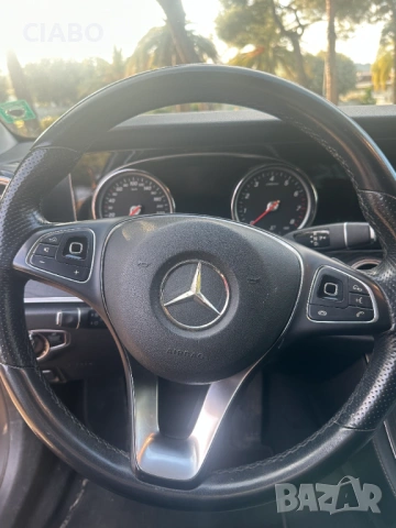Mercedes-Benz E 200 4MATIC, снимка 7 - Автомобили и джипове - 54165632