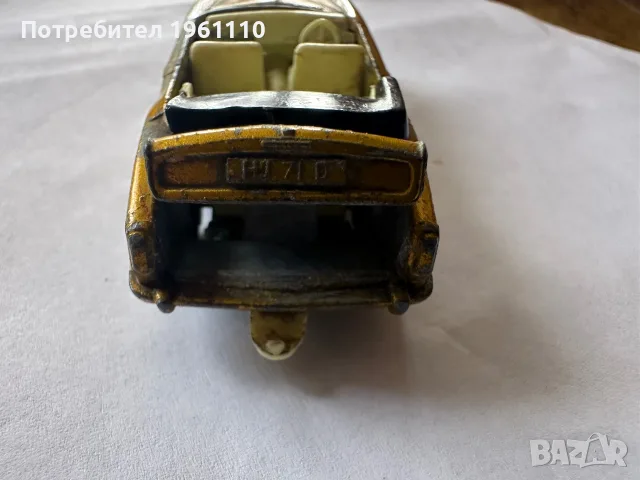 Rolls Royce Silver Shadow Coupe № 69 Англия на Lesney Matchbox., снимка 4 - Антикварни и старинни предмети - 55406237