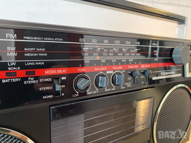 Радиокасетофон BoomBox Toshiba RT-90S, снимка 3 - Радиокасетофони, транзистори - 54605684