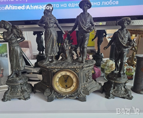 Антикварен каминен часовник