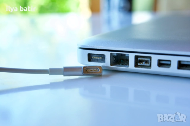 MacBook Pro "Core 2 Duo" (Mid 2009), снимка 3 - Лаптопи за дома - 55021820