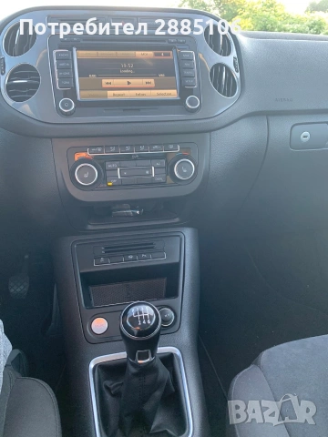 VW Tiguan 2.0 Disel 4x4 11.2011, снимка 14 - Автомобили и джипове - 55252037