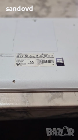 Хубав лаптоп ASUS R417N цена 70 евро, снимка 9 - Лаптопи за дома - 54525947