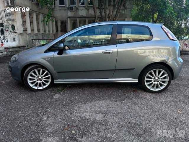 Fiat Punto 1.3 дизел Multijet Evo 95 к.с 2010 година, снимка 6 - Автомобили и джипове - 55104110