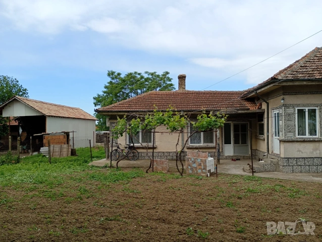 Къща в с. Искра обл. Силистра, снимка 11 - Къщи - 55051125