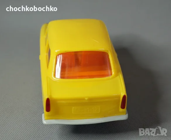 TRABANT 601 Старa Немска пластмасовa играчкa модел кола, снимка 4 - Колекции - 55346923