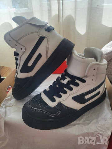 Кецове DIESEL 32 Номер