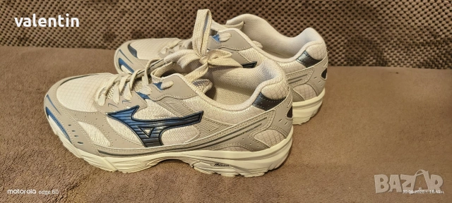 оригинални маратонки mizuno 