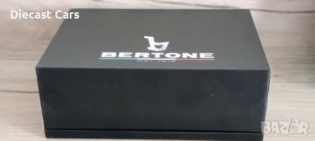 Bertone Nuccio 2012 Limited Edition 1 of 500 1:43 , снимка 3 - Колекции - 55119042