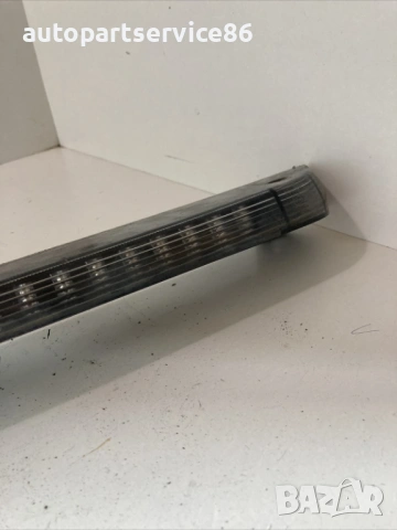 Трети стоп за заден капак на Mitsubishi Grandis (2004) P3505, снимка 2 - Части - 54750402