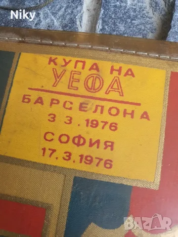 Винтидж вимел 1976 Левски-Спартак и Барселона , снимка 2 - Фен артикули - 55601495