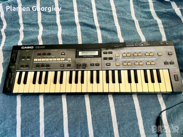 Продавам 280€. Casio CZ 101 49-keys Vintage Synthesizer