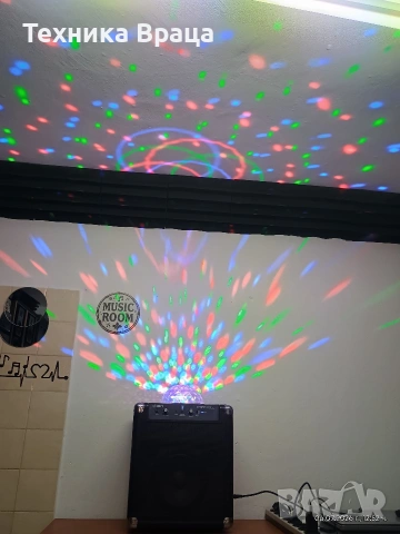 Преносима Bluetooth тонколона ION Party Rocker с вградена светлинна топка за парти ефекти., снимка 3 - Bluetooth тонколони - 55185496