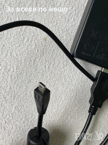 Оригинално зарядно Sony AC-UB10C за фотоапарати Sony, снимка 3 - Батерии, зарядни - 54072737