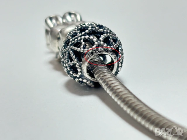 Оригинална Сребърна Гривна PANDORA с 2 броя Талисмани-20,44 грама, снимка 12 - Гривни - 54675033