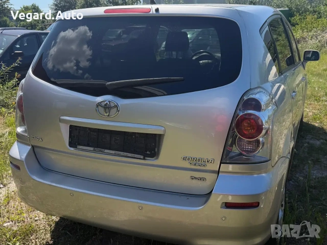 Toyota Corolla Verso 2.2d4d 136к.с. 2005г. се продава на части, снимка 3 - Автомобили и джипове - 55069588