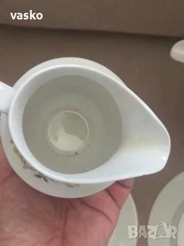 ROYAL DOULTON-порцеланов сервиз за кафе 21 части, снимка 17 - Сервизи - 55441142