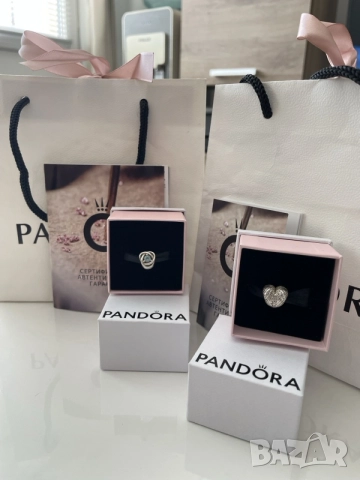 Оригинални сребърни талисмани Pandora 925 (с пълни комплекти), снимка 5 - Гривни - 55683983