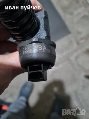 4 броя работещи дюзи с номер 038130073 АG -BA от VW ТOUARAN 1. 9 TDI 101 k. с. стават и за ГОЛФ и др, снимка 3 - Части - 55005828