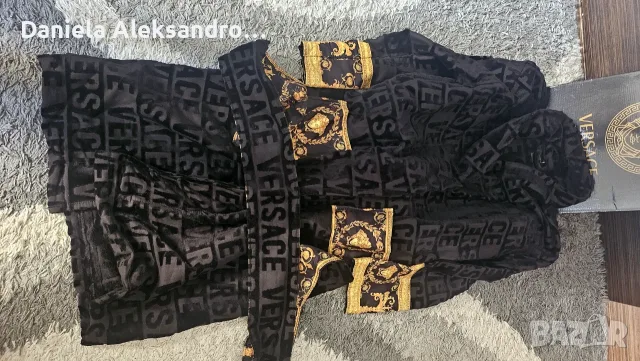 Versace луксозен мъжки халат, снимка 3 - Хавлиени кърпи - 55085109