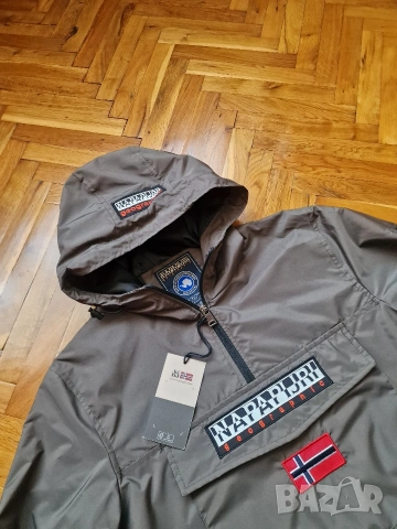 Страхотна мъжка ветровка NAPAPIJRI яке размер S M L XL 2XL , снимка 3 - Якета - 54101618