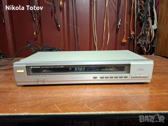 Продава се тунер Hitachi FT-4500. 
