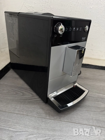 Компактен Кафеавтомат Melitta Purista F230 (15 Bar, Безшумна мелачка, Еспресо), снимка 3 - Кафемашини - 55278313