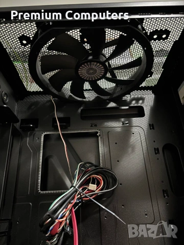 Копютърна кутия Cooler Master HAF 932 Advanced , снимка 10 - Захранвания и кутии - 55236601