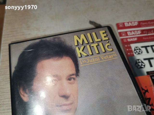 MILE KITIC-VHS TAPE 1805260718L1, снимка 6 - Други музикални жанрове - 54587212