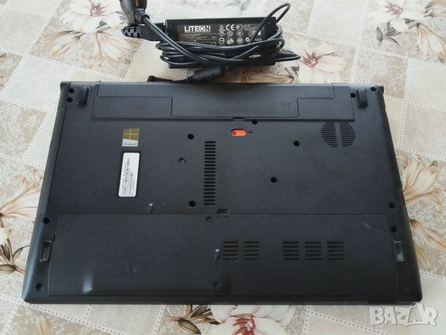 Лаптоп Acer Aspire V3-571G, снимка 3 - Лаптопи за дома - 55247640
