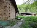 OFF-GRID имение от 8.4 дк в Габровския Балкан – 100% собствена вода и независимост, снимка 16