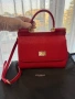 Dolce and Gabbana Secily, снимка 1