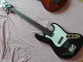 Бас китара фретлес , снимка 1