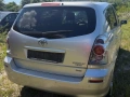 Toyota Corolla Verso 2.2d4d 136к.с. 2005г. се продава на части, снимка 3