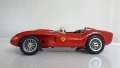 Ferrari 250 Testa Rossa от 1957 г. в мащаб 1:18, Bburago , произведен в Италия. , снимка 9