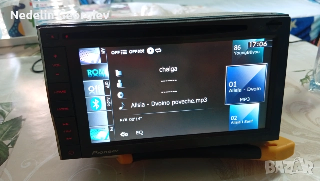 Pioneer F920BT nad JVC 
