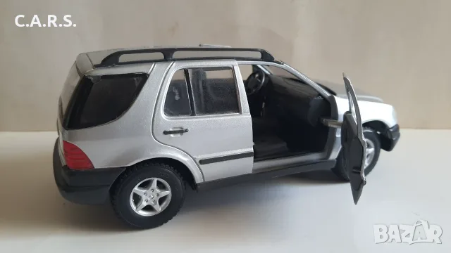 Mercedes-Benz ML 320 Maisto - Мащаб 1:24, снимка 13 - Колекции - 55422373