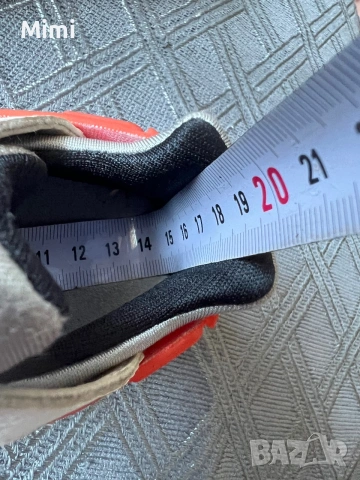Детски маратонки Nike 24/25, снимка 3 - Детски маратонки - 45509909