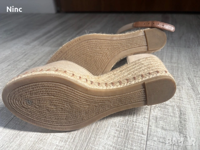 Дамски сандали   Tommy Hilfiger 37, снимка 4 - Сандали - 54766635