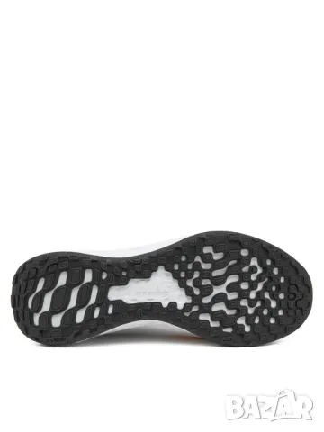 Маратонки Nike Revolution 6 Nn (Gs) DD1096 101 Бял, снимка 5 - Детски маратонки - 55353996